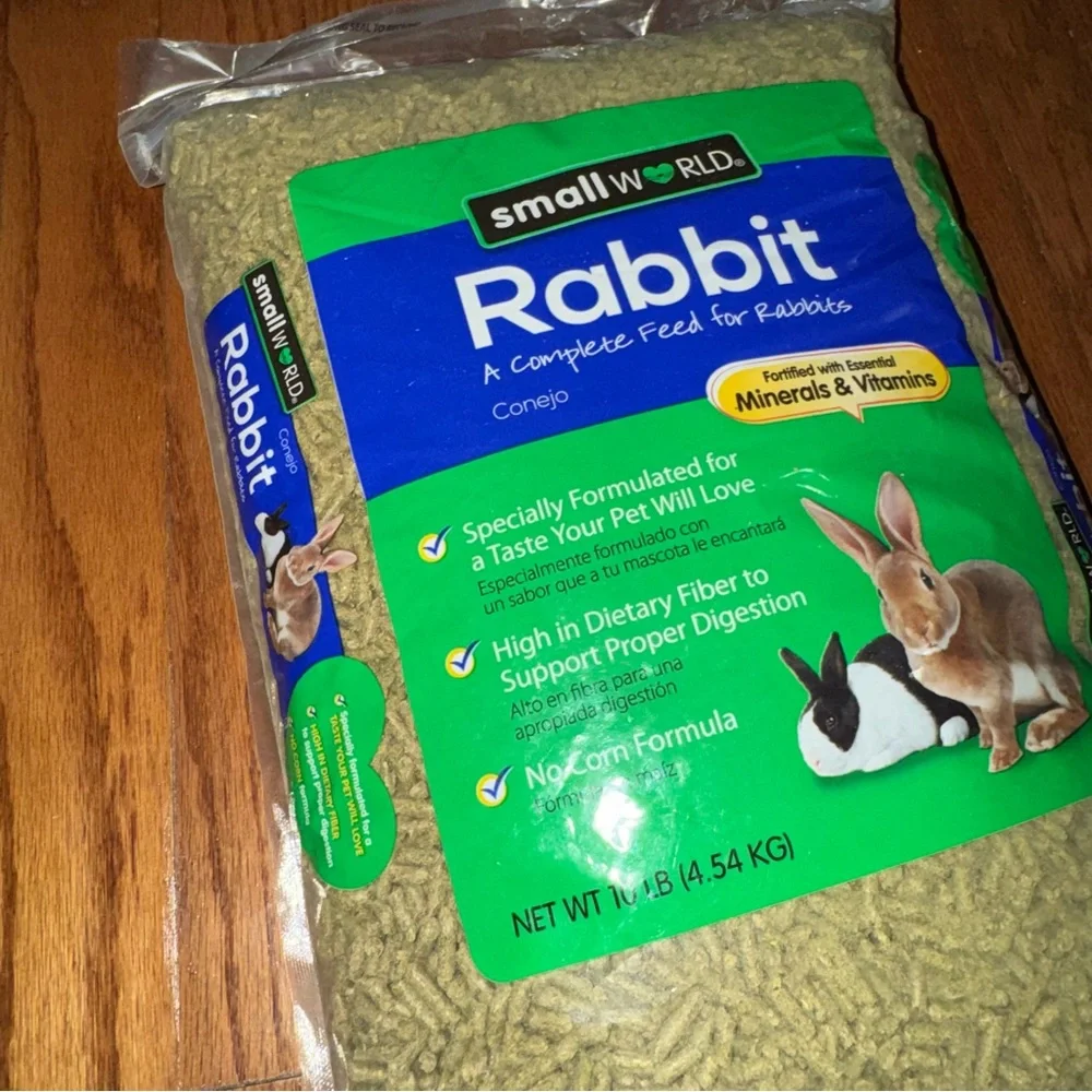 Small World Rabbit Food, Complete Feed, Pelleted Food for Rabbits, Fortified